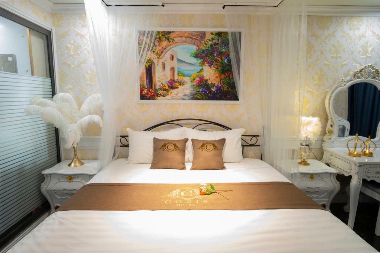 Cozi 9 Hotel - Theme Hotel Kien An エクステリア 写真